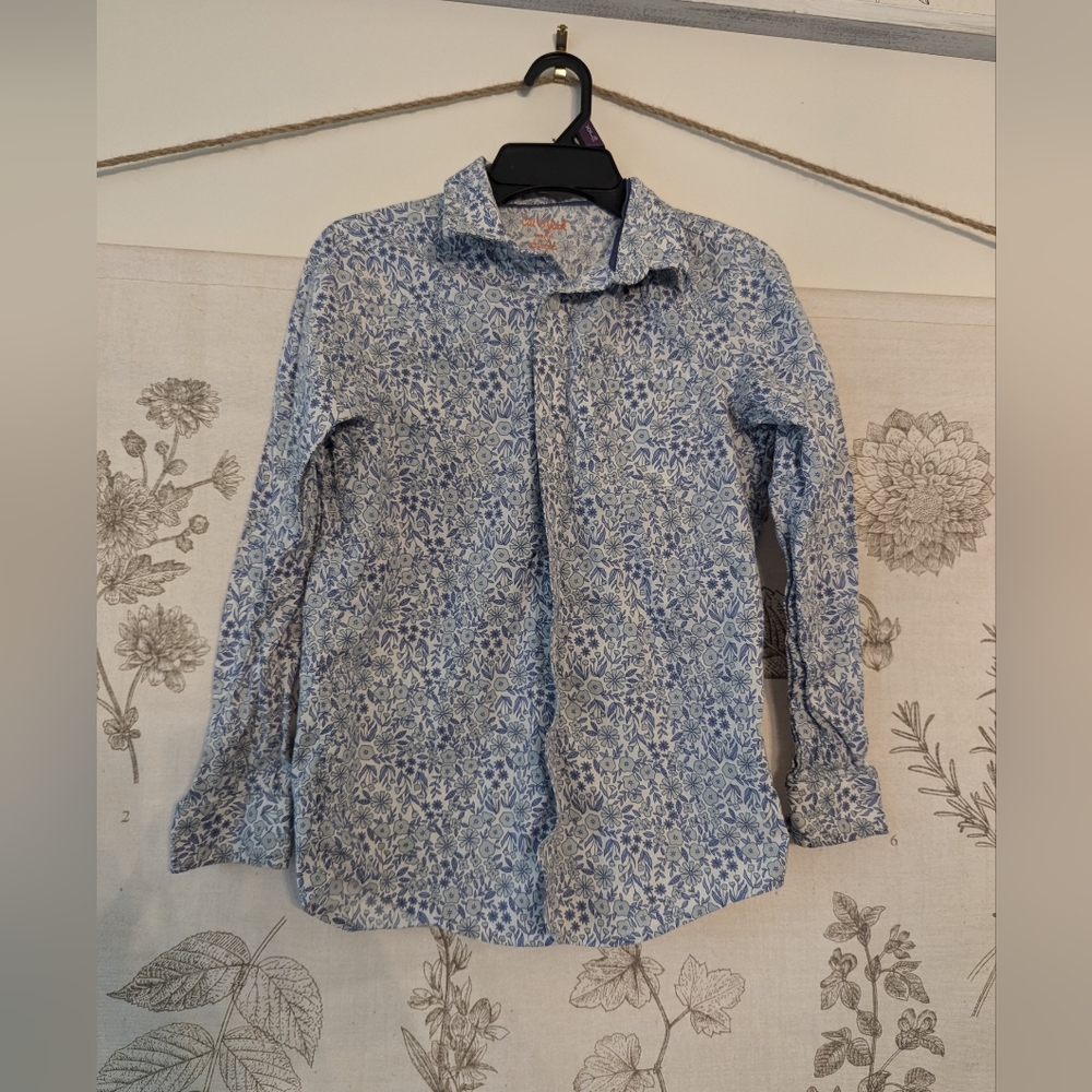 Long sleeve boys button down size 8/10